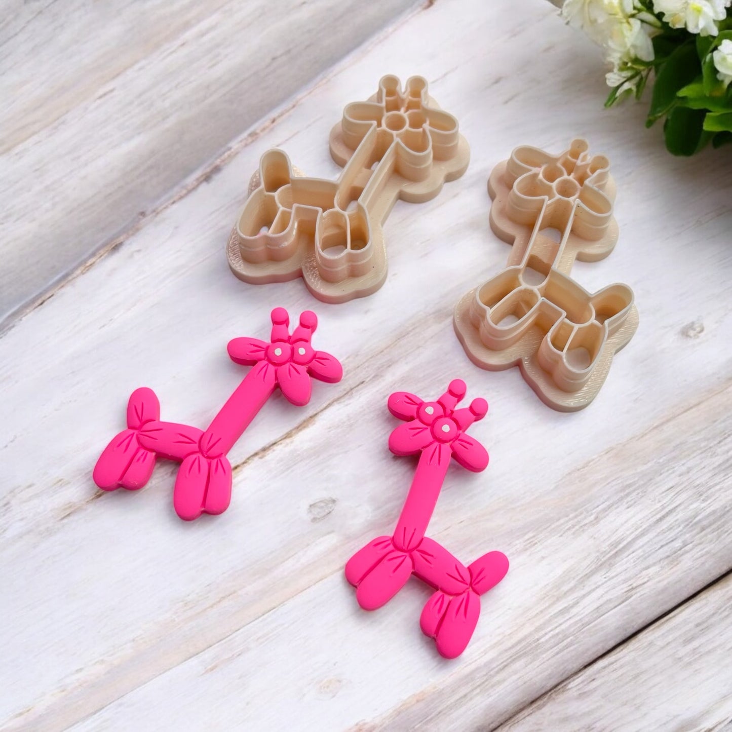 Jirafa Goblo – Cortador para hacer pendientes de arcilla polimérica.