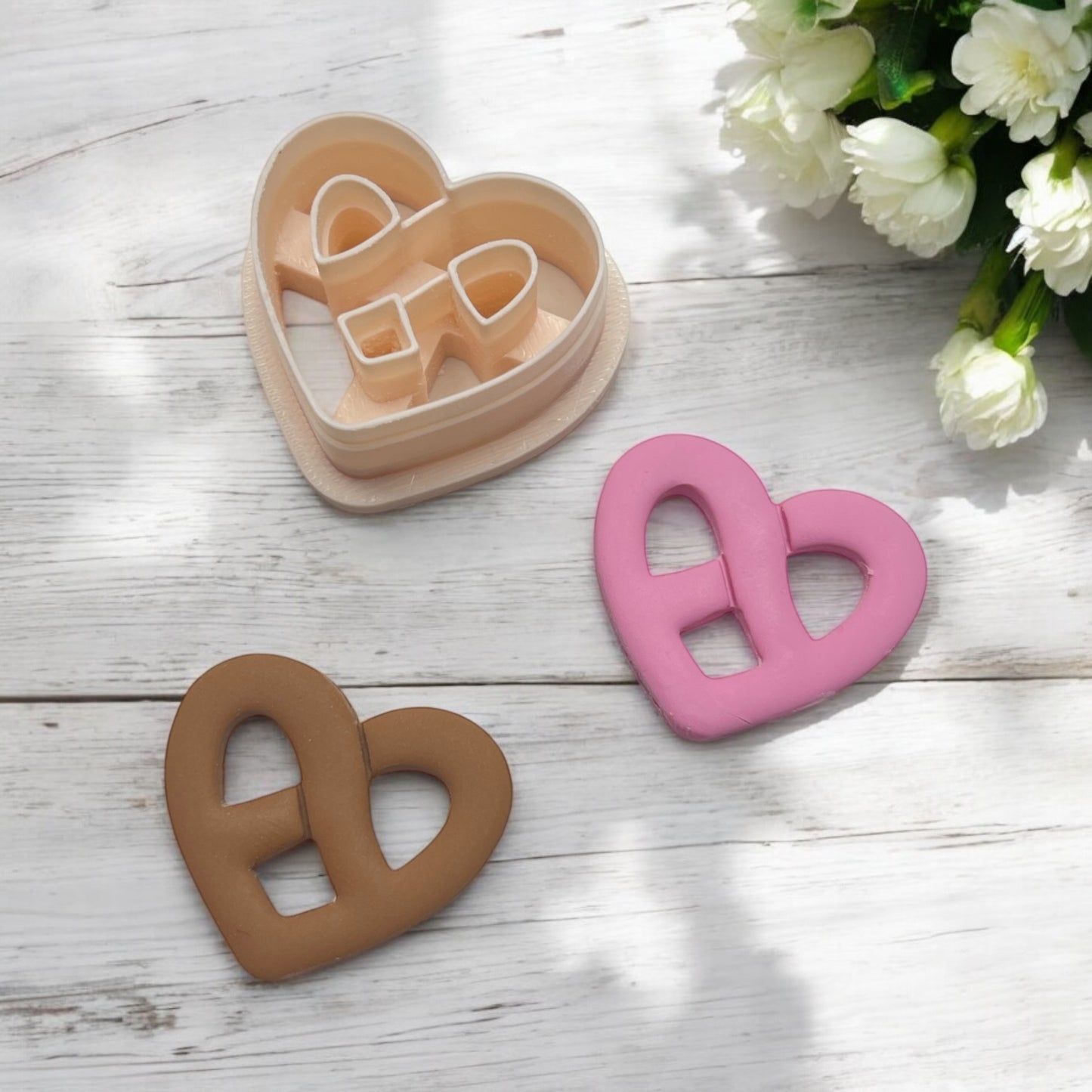 Corazón Pretzel 1 - Cortador para hacer pendientes de arcilla polimérica