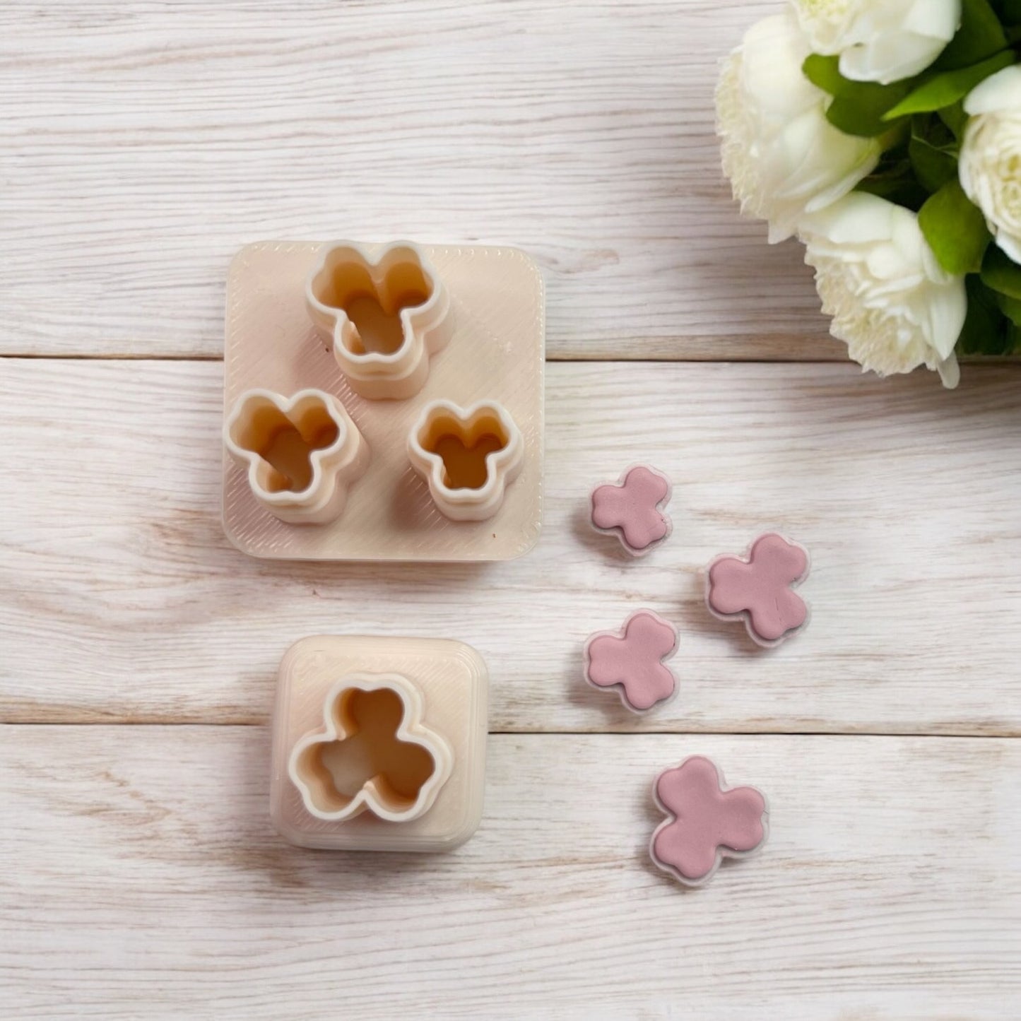 Cortador mini flores 2 para hacer pendientes de arcilla polimérica