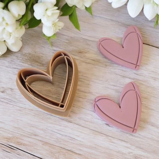 Corazon abstracto con lineas 17 - Cortador para hacer pendientes de arcilla polimérica