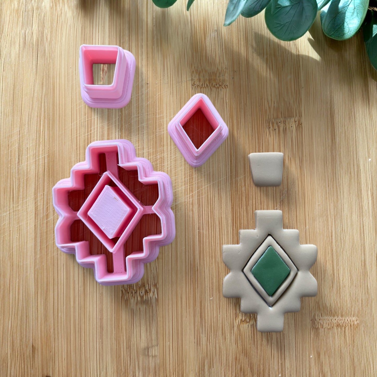 Azzi- Cortador para hacer pendientes de arcilla polimérica