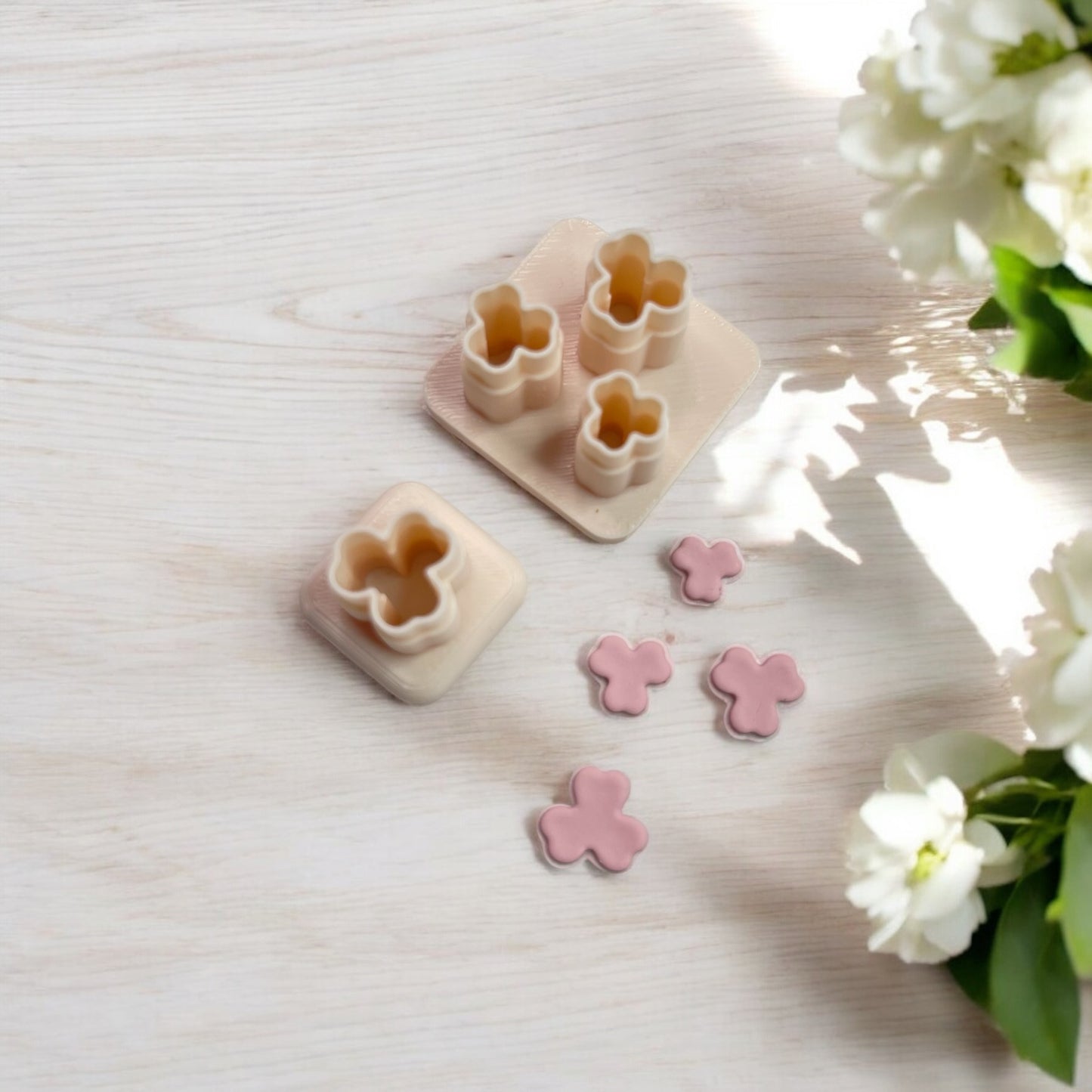 Cortador mini flores 2 para hacer pendientes de arcilla polimérica