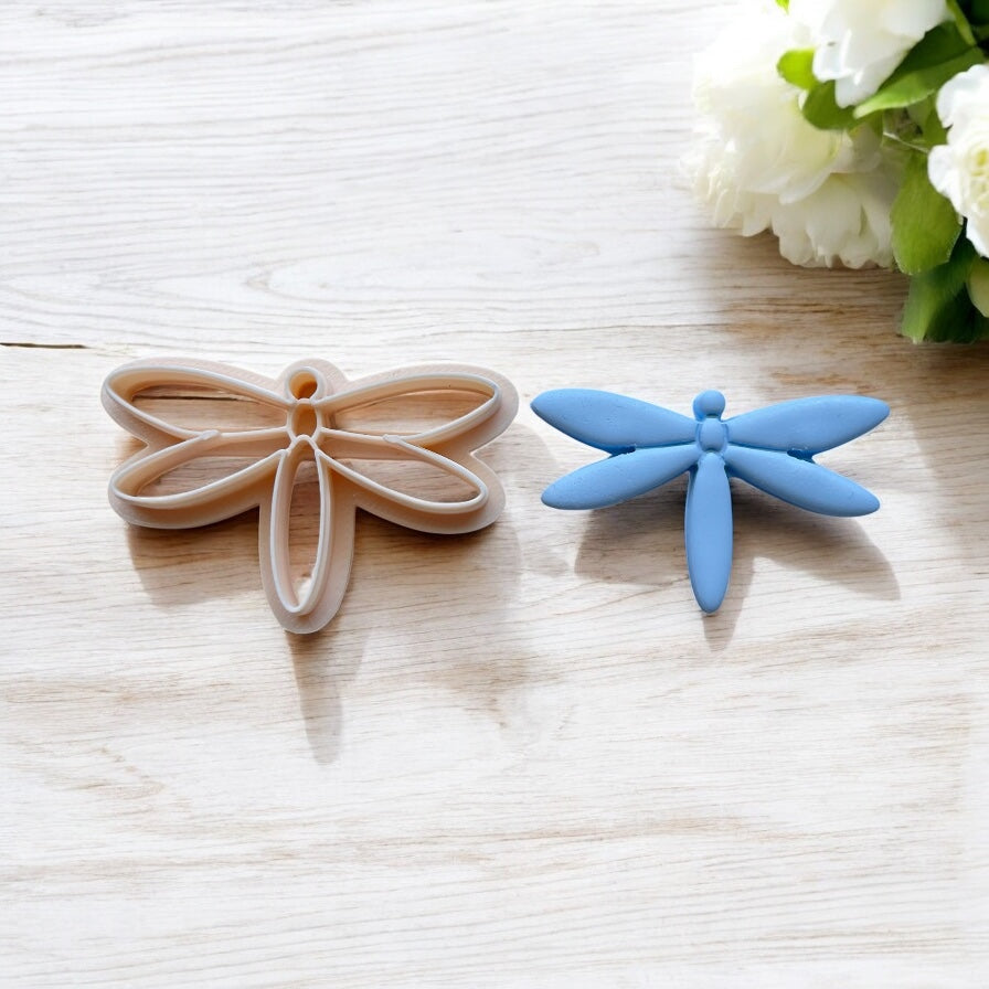 Libelula A – Cortador para hacer pendientes de arcilla polimérica.