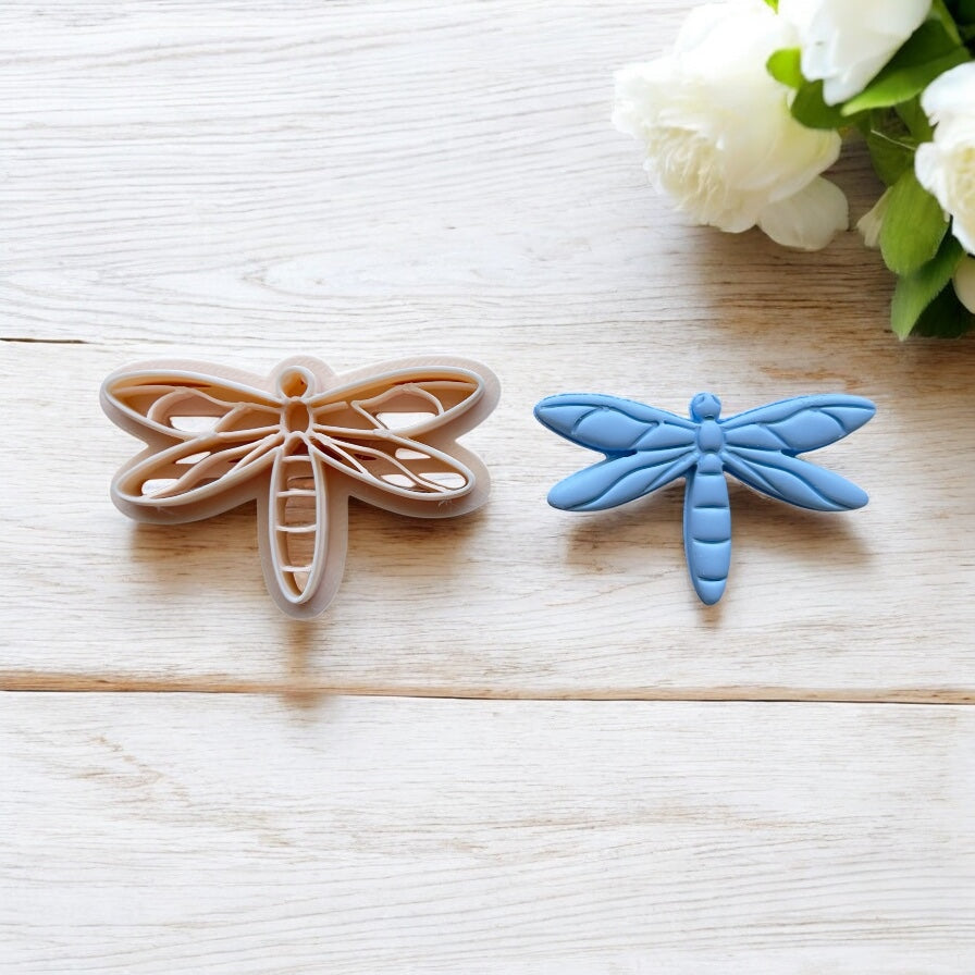 Libelula B – Cortador para hacer pendientes de arcilla polimérica.