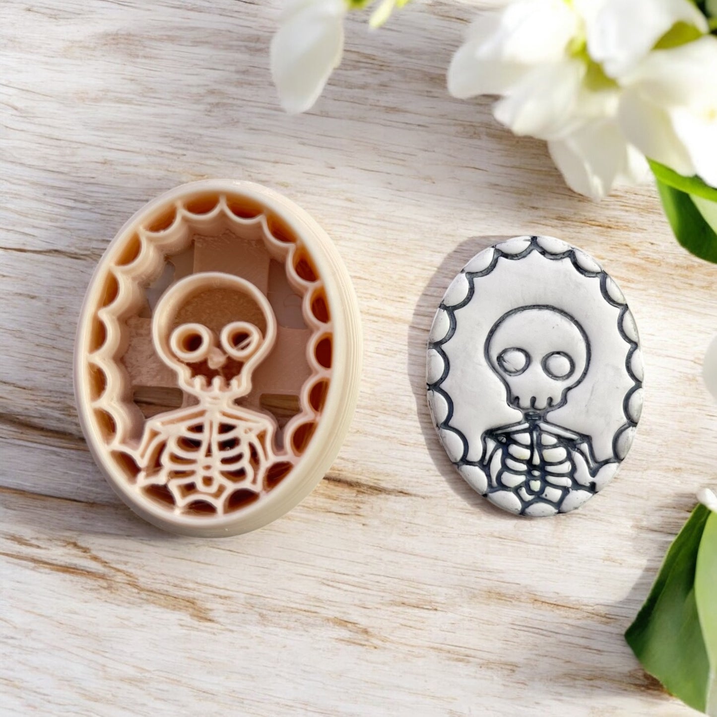 Cortador Arcilla Polimerica| Medallon Esqueleto 201 | Minipekas