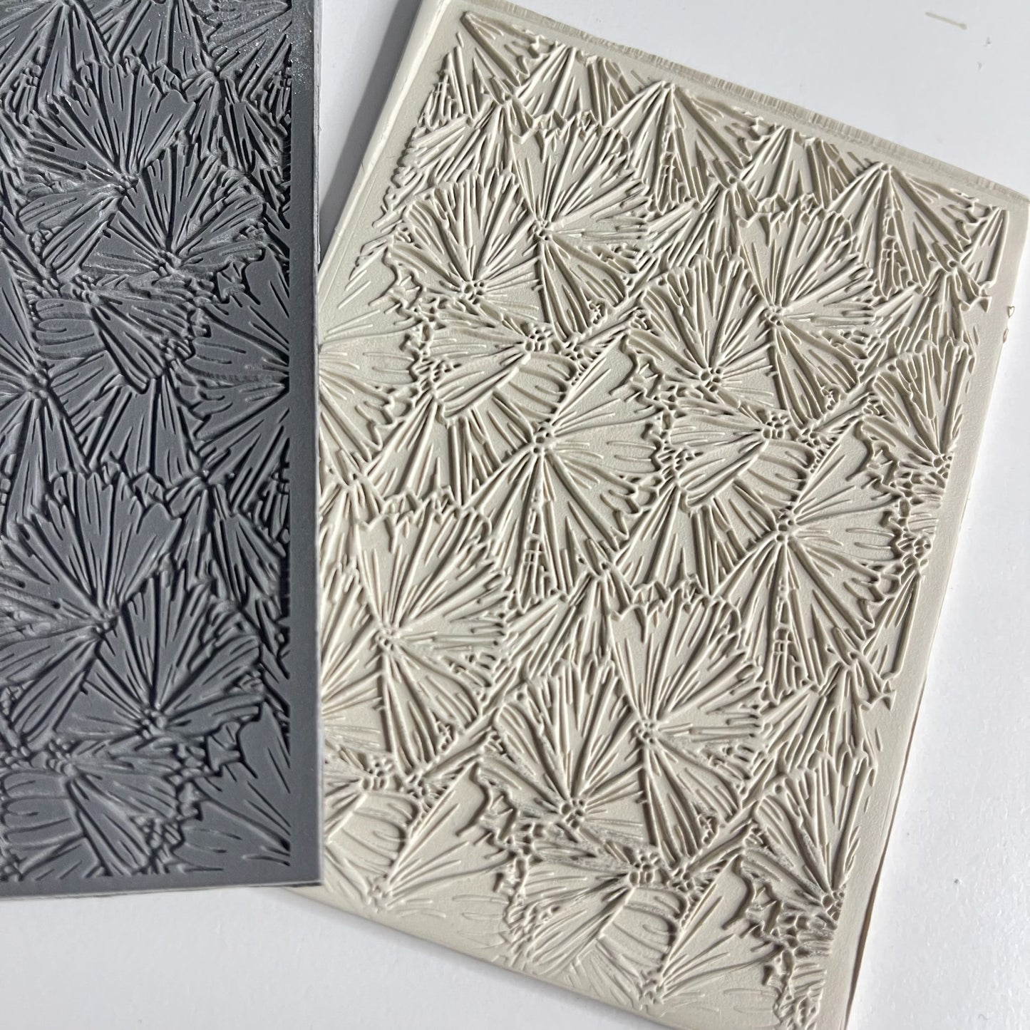 Textura Mat Grabado Ginko– 75mm x 105mm #10