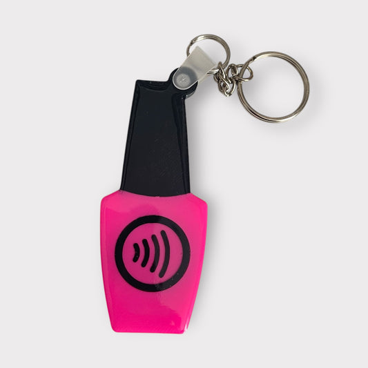 Llavero NFC personalizado nails, tarjeta de presentación digital, instagram, facebook, llavero NFC para redes sociales.