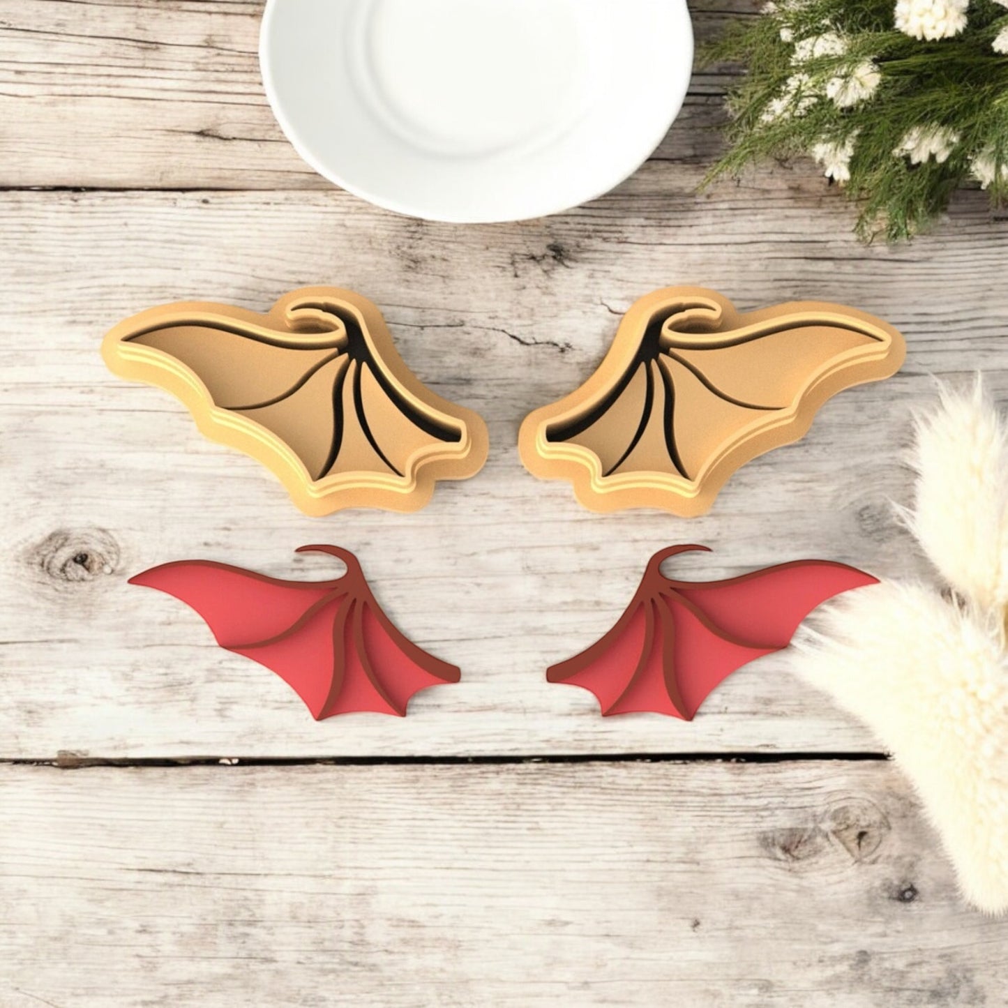 Découpeur d'ailes d'Halloween pour réaliser des boucles d'oreilles en pâte polymère