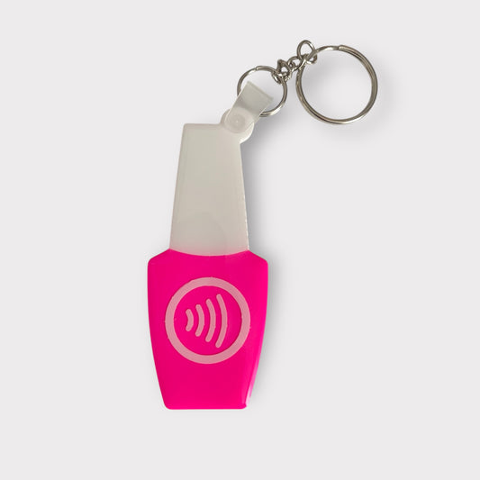 Llavero NFC personalizado nails, tarjeta de presentación digital, instagram, facebook, llavero NFC para redes sociales.