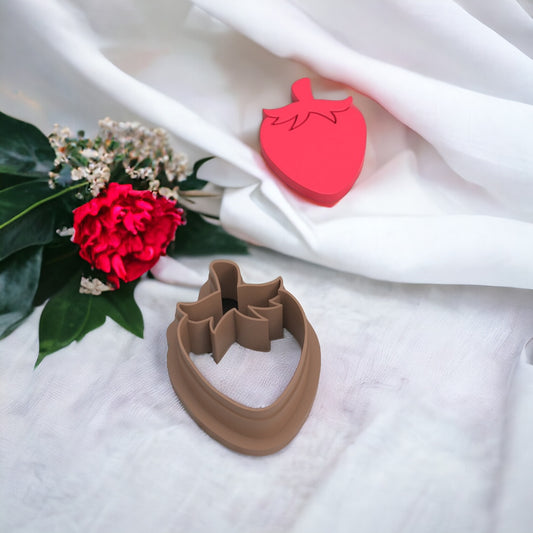 Lame coupe fraise pour réaliser des boucles d'oreilles en pâte polymère