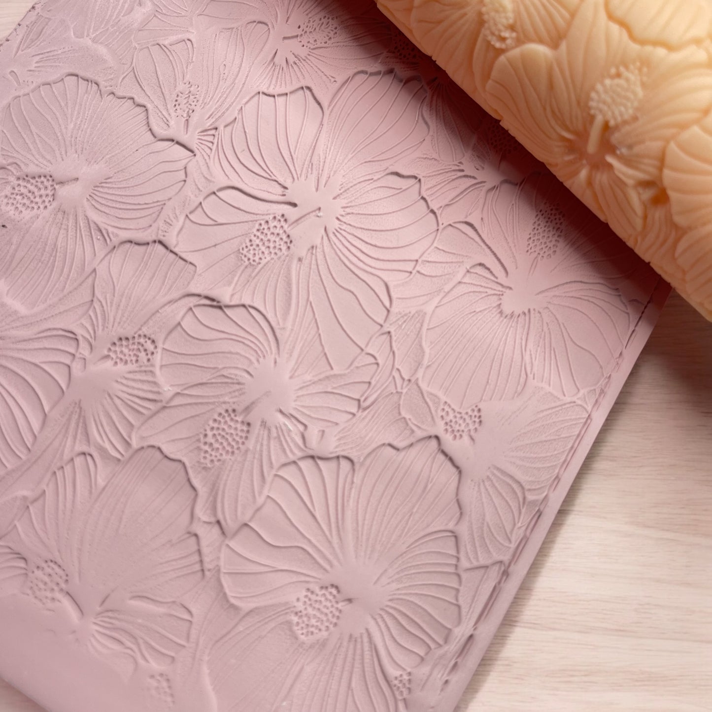 50-Rodillo textura flor para arcilla polimérica