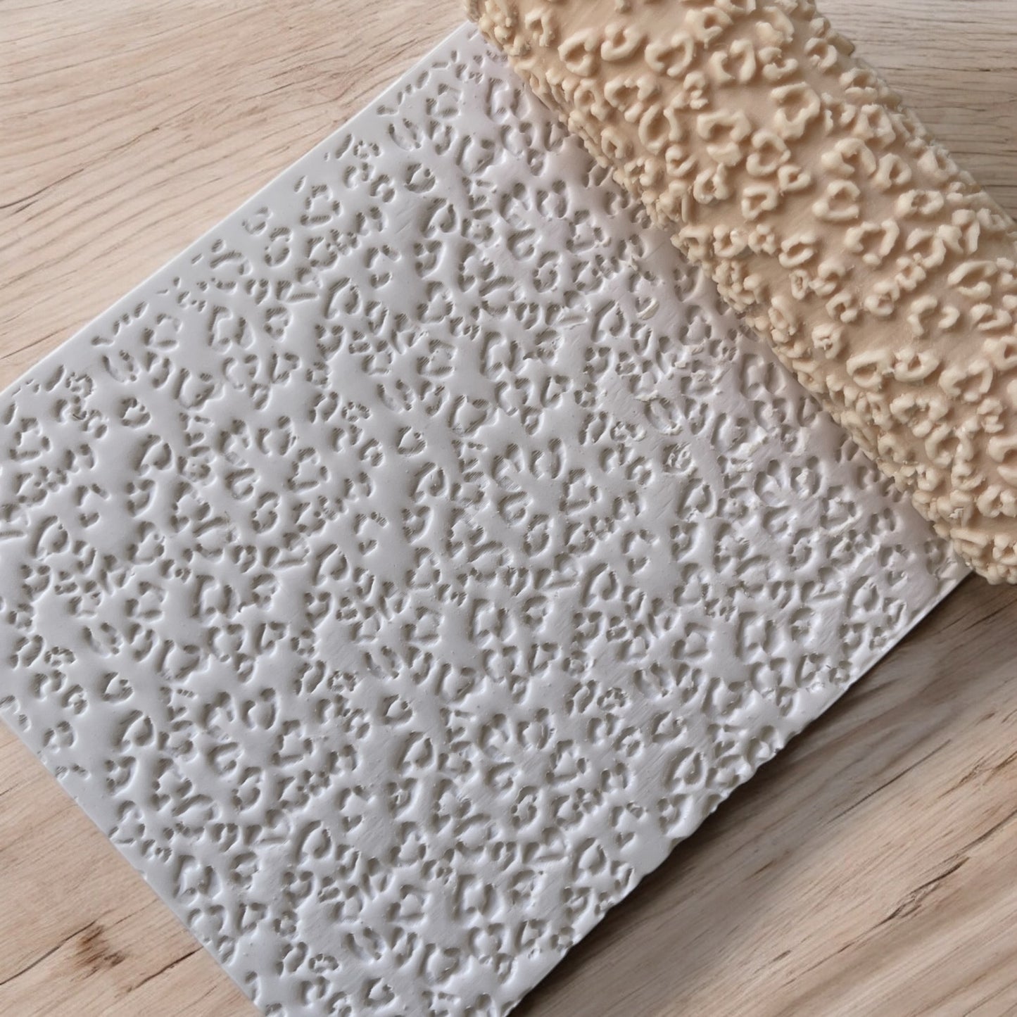 39-Rodillo textura Leopardo A para arcilla polimérica