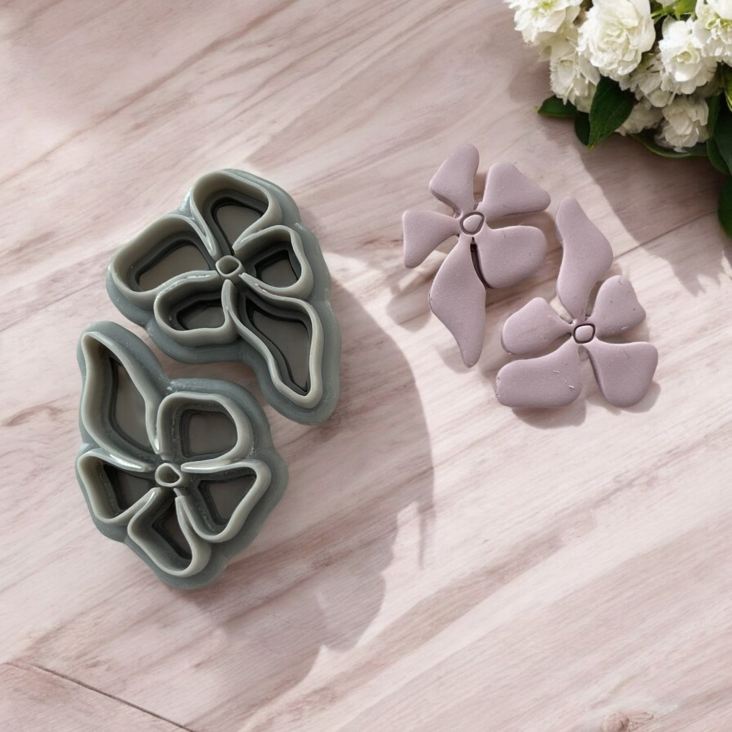 Découpeur d'argile polymère fleur de Matisse